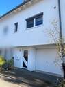 Ansicht Haupteingang - Reihenmittelhaus mit 116,00 m² in Frickenhausen-Tischardt zum Kaufen