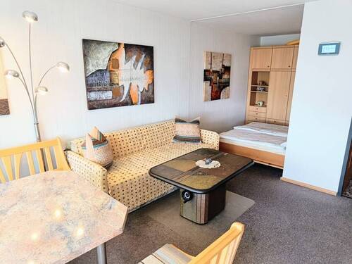 Wohnraum mit Schlafnische - 
