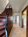 Flur und Treppe - 
