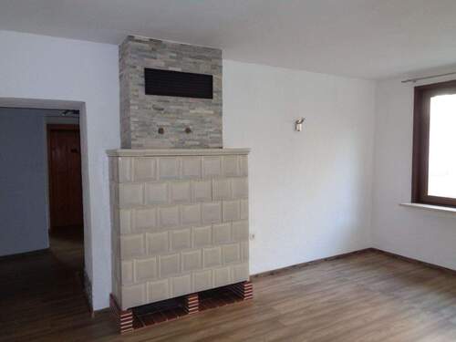 Wohnzimmer - Einfamilienhaus mit 120,00 m&sup2; in Ehlscheid zum Kaufen