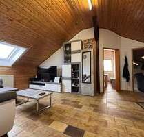 Helle 3-Zimmer-DG-Wohnung in ruhiger Lage zum Mieten ab 01.06.2026 frei - Crailsheim