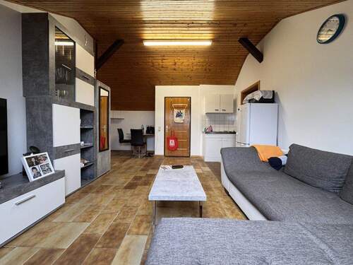 Wohnzimmer/Küche - 3 Zimmer Etagenwohnung zur Miete in Crailsheim