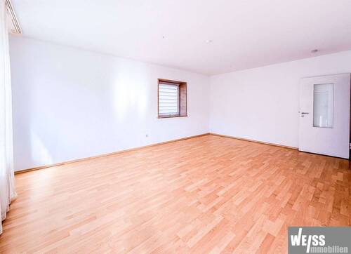 Wohnen - 4 Zimmer Etagenwohnung in Gerbrunn