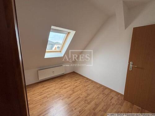 Objektansicht Zimmer Dachgeschoss - 