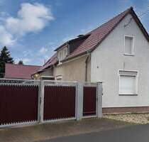 Landidylle pur: Einfamilienhaus aus Lehm mit vielseitig nutzbarer Scheune und großem Naturgarten - Muldestausee Gossa