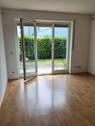 Erdgeschoss Terrassenwohnung - 2-Zimmer Gartenwohnung mit Terrasse, TG-Stellplatzt in direkter S-Bahn-Nähe von PRIVAT