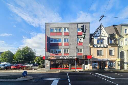Straßenansicht - Mehrfamilienhaus, Wohnhaus zum Kaufen in Betzdorf
