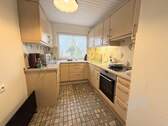 Küche mit Einbauküche - 3 Zimmer Etagenwohnung in Elmshorn