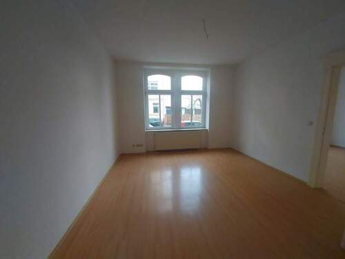 Wohnzimmer - 3 Zimmer Etagenwohnung in Gera