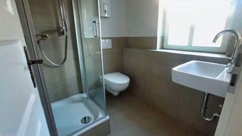 Anbau, EG, Duschbad - 