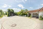 Zufahrt zum Haus - 4 Zimmer Bungalow in Kirchheim bei München