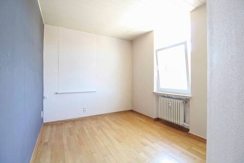 Schlafzimmer II OG - 