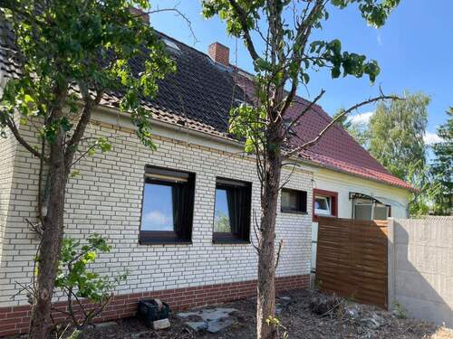 Rückfront des Hauses - 