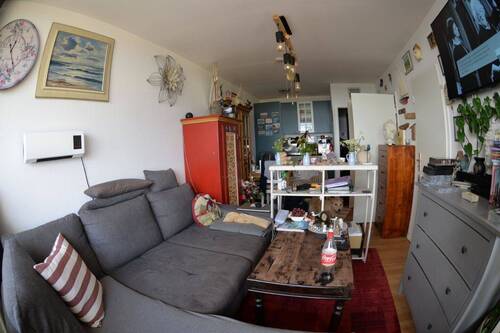 Wohnzimmer - 2 Zimmer Etagenwohnung zum Kaufen in köln
