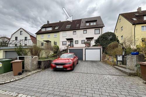 Hausansicht - 5 Zimmer Reihenmittelhaus in Stuttgart
