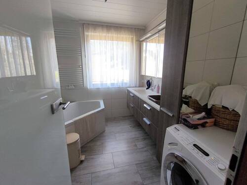 OG Wohnung Badezimmer - 