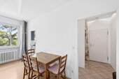 Blick in den Eingangsbereich - 