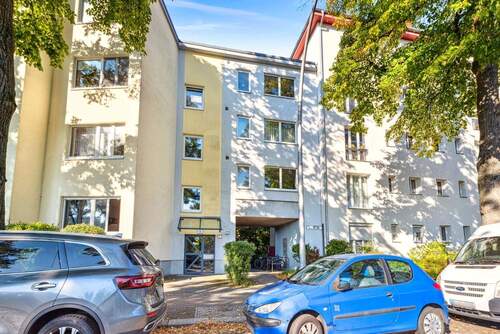 Frontansicht Gebäude - 1 Zimmer Etagenwohnung zum Kaufen in Berlin