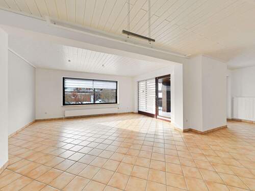 Wohnen / Essen - Einfamilienhaus mit 235,20 m&sup2; in Harsefeld zum Kaufen