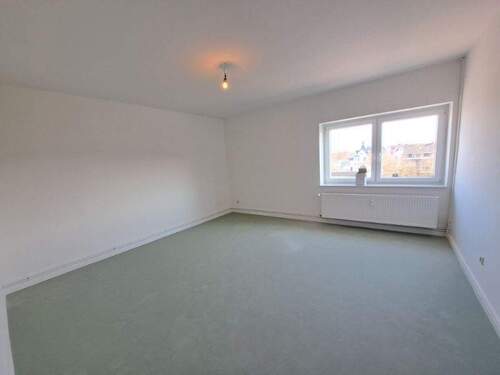 Wohnzimmer - 2 Zimmer Etagenwohnung zur Miete in Bremerhaven