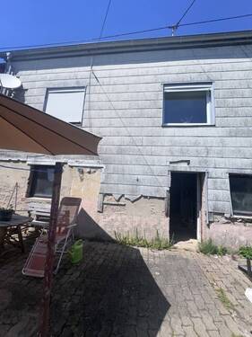 Gebäuderückseite - Einfamilienhaus mit 102,50 m&sup2; in Lebach zum Kaufen