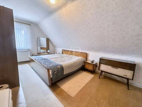  OG Schlafzimmer - 