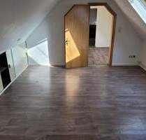 Helle 2,5-Zimmerwohnung im DG ab sofort frei - Goslar Altstadt