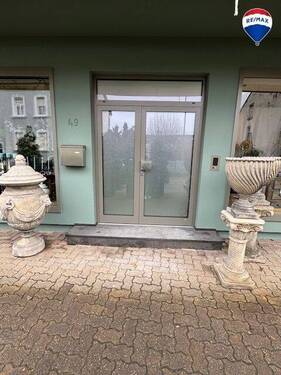 Haustür ganuz - 3 Zimmer Büro zur Miete in Saarlouis