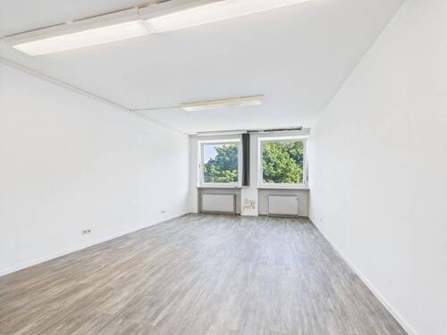 Zimmer 2 - 4 Zimmer Büro in Hof