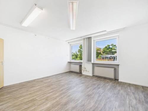 Zimmer 3 - 
