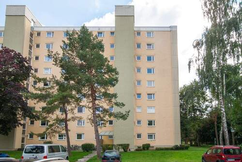 Aussenansicht - AIGNER - Vermietete 2-Zimmer-Wohnung mit Südbalkon in Feldmoching