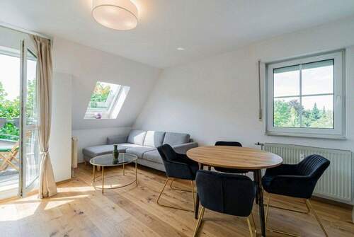 Wohnzimmer - 3 Zimmer Etagenwohnung in Berlin