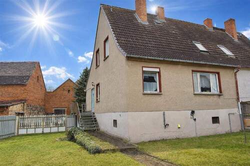 Gartenansicht - 6 Zimmer Doppelhaushälfte zum Kaufen in Reinsdorf