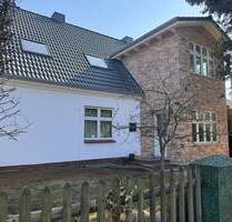 Charmante 2,5-Zimmer-Wohnung mit eigenem Garten in idyllischer Lage von Drestedt