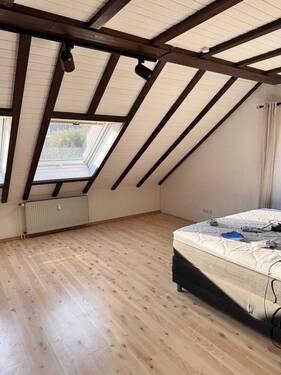 Wohnzimmer - 2 Zimmer Etagenwohnung zum Kaufen in Bad Schwalbach