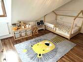 Kinder- oder Arbeitszimmer - 