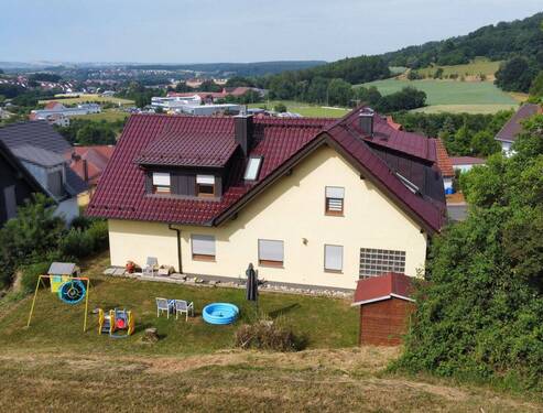 Aussicht mit Garten - 3 Zimmer Etagenwohnung zum Kaufen in Weißenohe