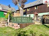 Hausansicht - Großes Einfamilienhaus 