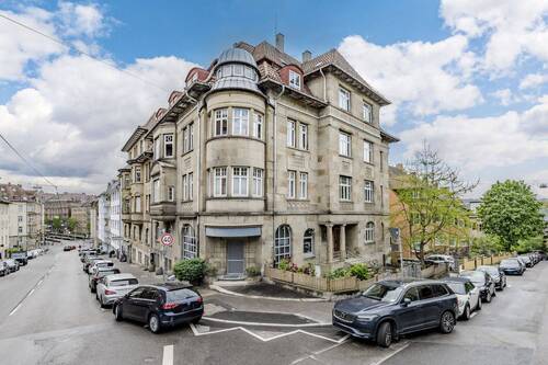 Schon von außen ein Highlight! - Kernsanierte, voll möblierte 190 m² Premium-WG mit 46.000 € Jahresnettomiete in Top-Lage