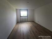 Schlafzimmer - 3 Zimmer Etagenwohnung zur Miete in Nürnberg