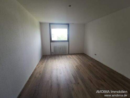 Schlafzimmer - 3 Zimmer Etagenwohnung zur Miete in Nürnberg