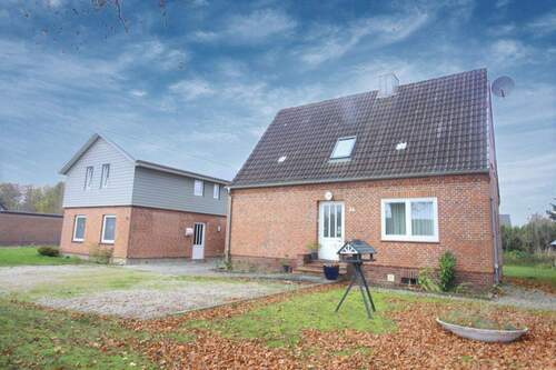 Ansicht - 6 Zimmer Mehrfamilienhaus, Wohnhaus zum Kaufen in Schafflund