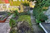 Blick in den Vorgarten - 