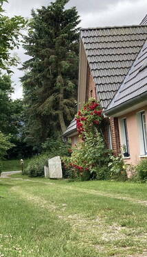 Hofzufahrt - 1 Zimmer Mehrfamilienhaus, Wohnhaus zum Kaufen in Wangels