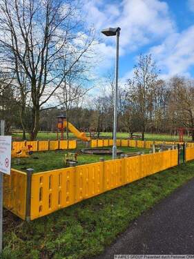Spielplatz - 2 Zimmer Etagenwohnung in Greifswald
