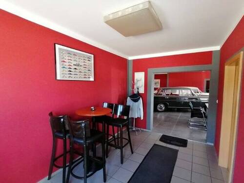 Empfangsbereich - Halle in Ebermannsdorf zum Kaufen