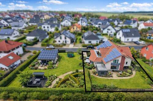 Luftaufnahme - 7 Zimmer Mehrfamilienhaus, Wohnhaus zum Kaufen in hofbieber