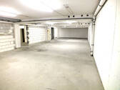 DSCF1305b.jpg - Singen, Erzbergerstr. Zentrum . 247M² im Untergeschoss Lager günstig zu vermieten !