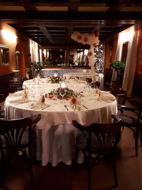 OG_Festsaal (eingedeckt) - 