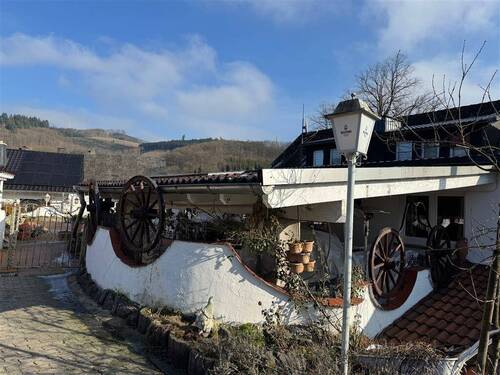 überdachter Biergarten-Bereich - 